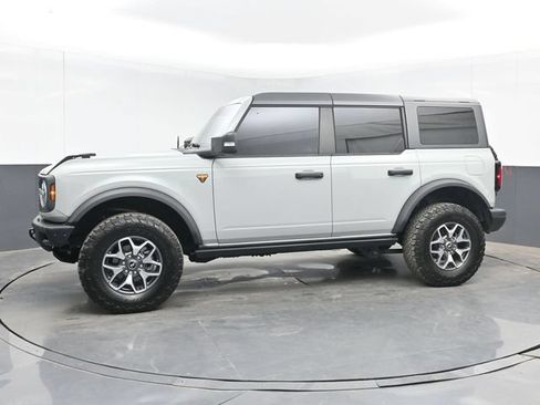Used 2024 Ford Bronco Badlands AWD/4WD image 6