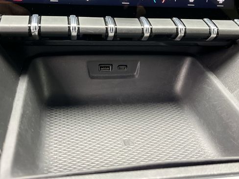 Certified 2025 GMC Terrain Elevation image 23