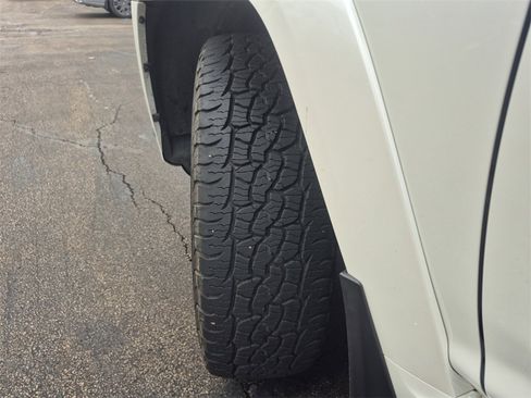 Used 2021 Toyota 4Runner Limited image 25