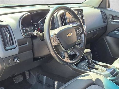 Used 2018 Chevrolet Colorado Z71 RWD image 10