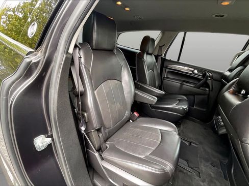 Used 2015 Buick Enclave Leather FWD image 17