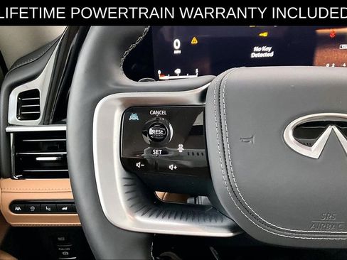 Certified 2025 INFINITI QX80 Sensory image 26