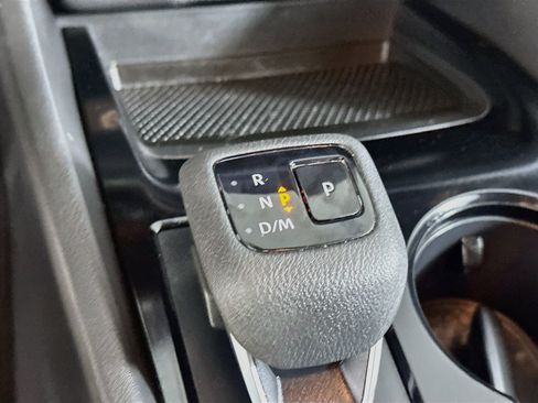 Used 2023 Nissan Rogue SV FWD image 24