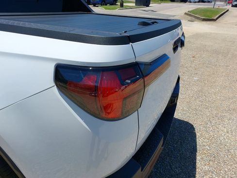Certified 2025 Hyundai Santa Cruz SEL FWD image 36