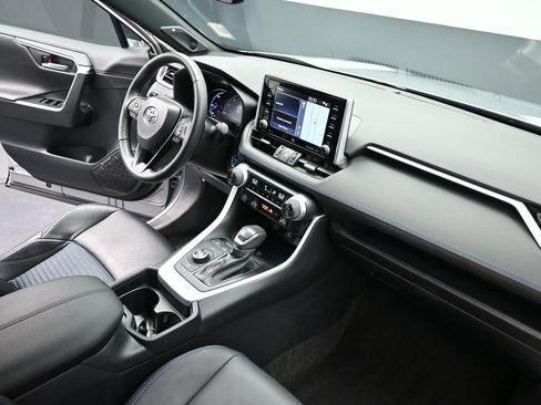 Used 2021 Toyota RAV4 XSE image 15