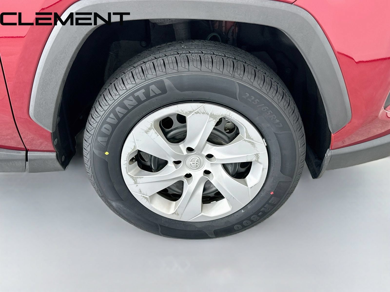 Used 2024 Toyota RAV4 LE FWD image 35