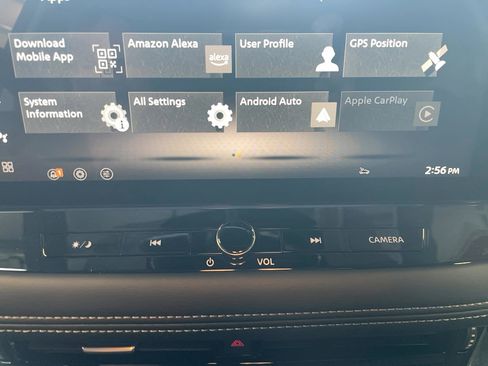 Used 2024 Nissan Rogue SL image 17