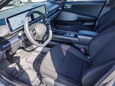 Certified 2024 Hyundai Ioniq 6 Limited RWD image 17