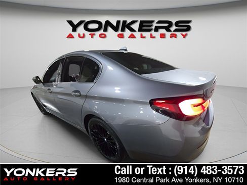 Used 2023 BMW 540i xDrive w/ Convenience Package AWD/4WD image 5