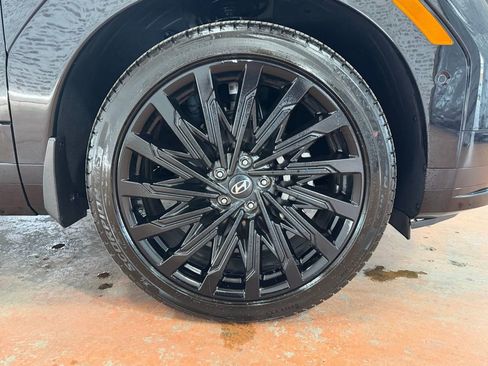 Certified 2025 Hyundai Santa Fe Calligraphy image 8