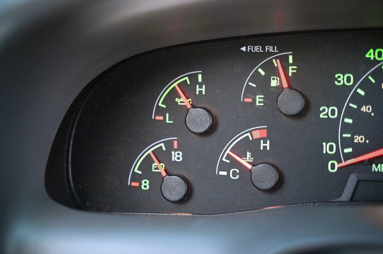 Used 2001 Ford F350 XLT AWD/4WD image 96