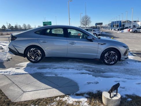 New 2026 Hyundai Sonata SEL FWD image 6