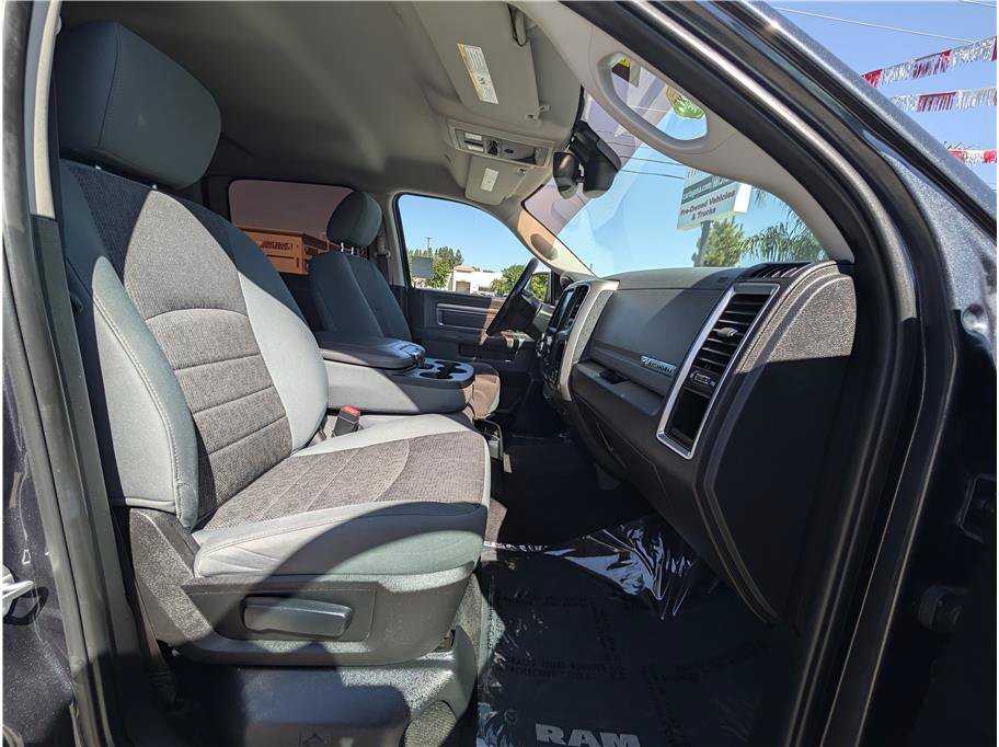 Used 2017 RAM 1500 Big Horn RWD image 13