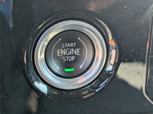 Used 2023 Chevrolet Silverado 1500 LT image 25