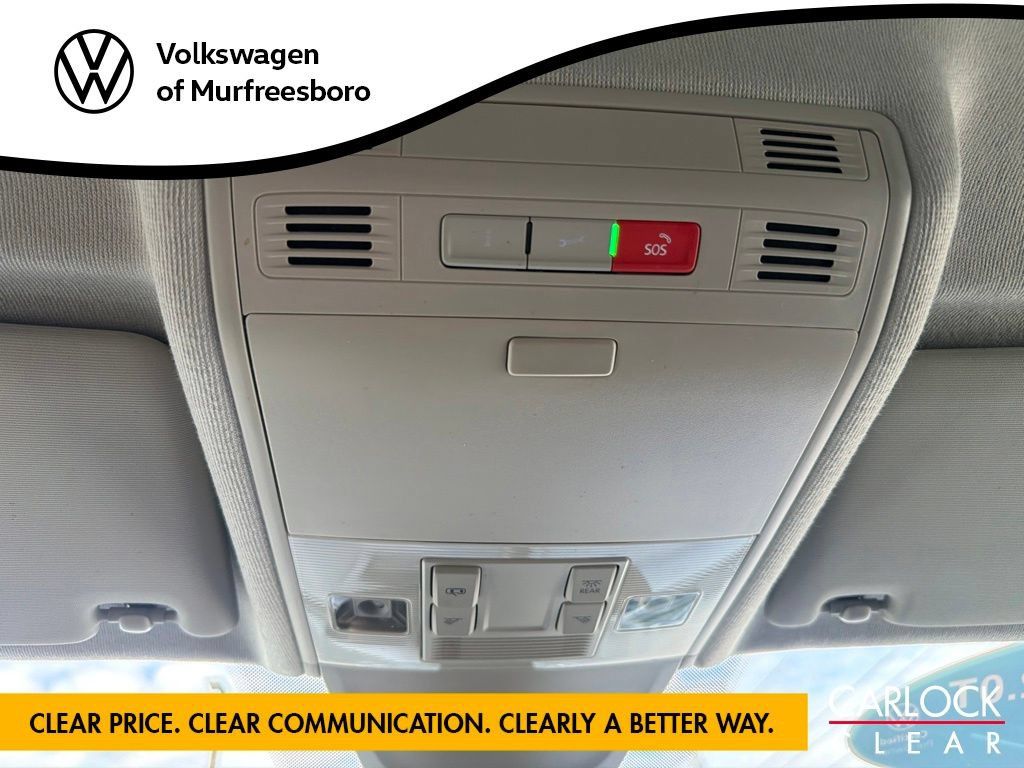 Certified 2023 Volkswagen Tiguan SE FWD image 25