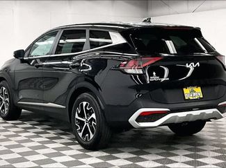 Used 2025 Kia Sportage EX FWD video 2