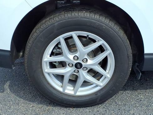 Used 2024 Ford Edge SEL w/ Convenience Package AWD/4WD image 7