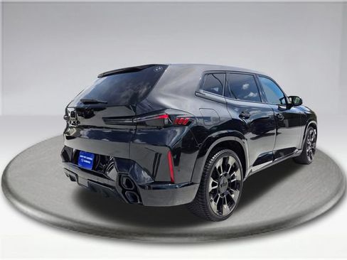 Used 2023 BMW XM AWD/4WD image 10