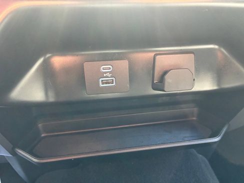 Used 2023 Ford F150 XLT AWD/4WD image 39