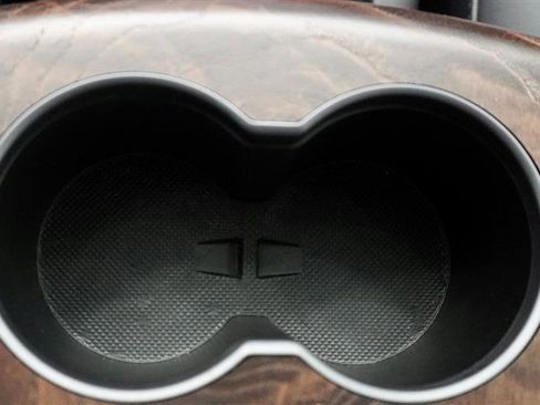 Used 2018 Tesla Model X 75D image 29