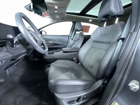 Certified 2024 Nissan Ariya AWD image 15