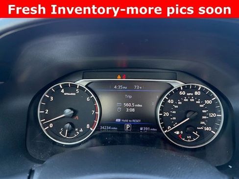 Used 2025 Nissan Altima 2.5 SR image 9