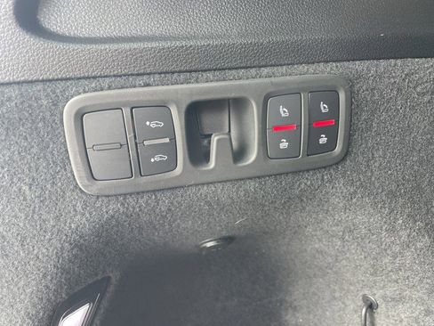 Used 2020 Audi SQ7 Prestige w/ Prestige Package image 43