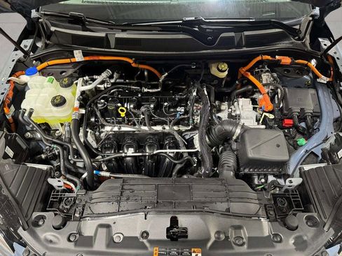 Certified 2025 Lincoln Corsair Grand Touring image 28