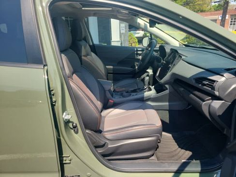 Used 2024 Subaru Crosstrek 2.5i Limited AWD/4WD image 25