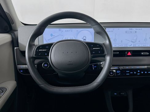 Used 2024 Hyundai Ioniq 5 SEL AWD/4WD image 18