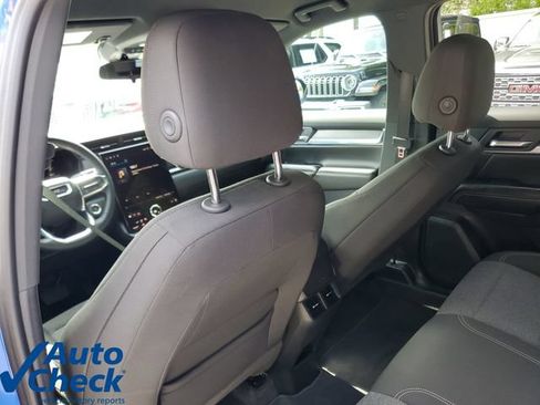 Used 2025 GMC Terrain Elevation AWD/4WD image 13