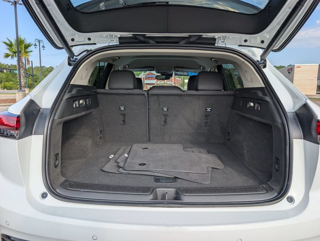 Used 2023 Buick Envision Preferred FWD image 6