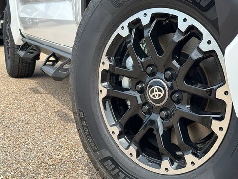 New 2026 Toyota Tundra SR5 AWD/4WD image 2