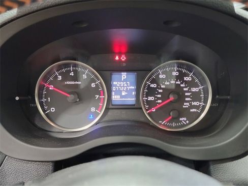 Used 2017 Subaru Crosstrek 2.0i Premium w/ Moonroof Package image 32