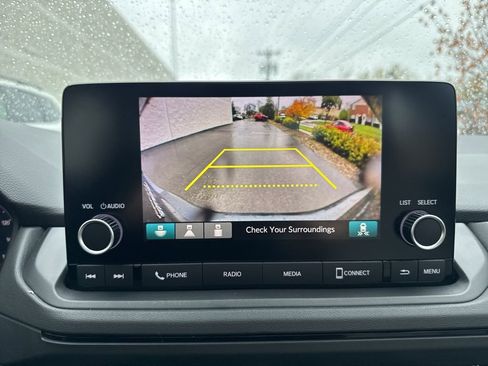 Certified 2023 Honda Accord EX image 33