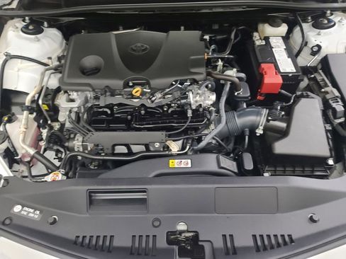 Used 2024 Toyota Camry SE image 36