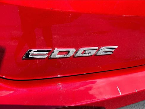 Used 2020 Ford Edge SEL w/ Convenience Package AWD/4WD image 31