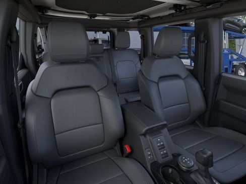New 2026 Ford Bronco Outer Banks w/ Sasquatch Package AWD/4WD image 10