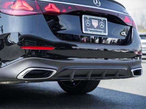New 2026 Mercedes-Benz E 350 4MATIC Sedan image 9