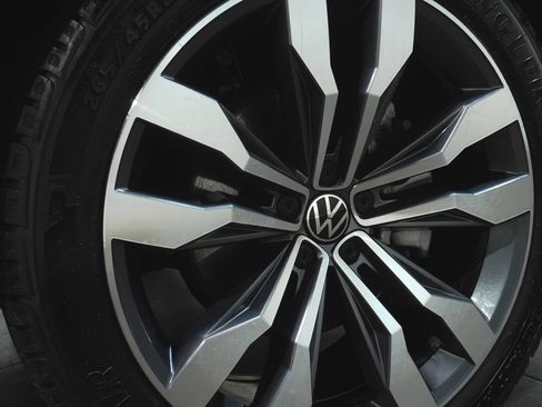 Used 2023 Volkswagen Atlas SEL Premium AWD/4WD image 12