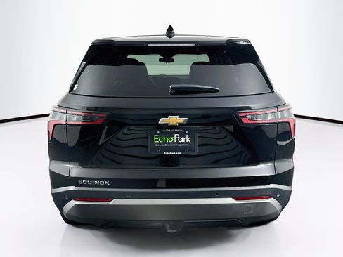 Used 2025 Chevrolet Equinox LT FWD image 7