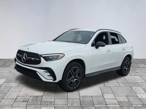 Certified 2025 Mercedes-Benz GLC 300 4MATIC image 3