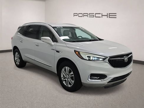 Used 2019 Buick Enclave Essence FWD image 8