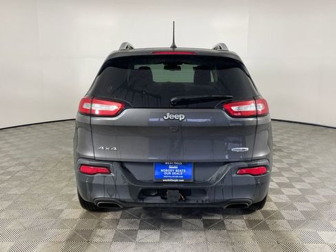 Used 2017 Jeep Cherokee Latitude w/ Comfort/Convenience Group image 15