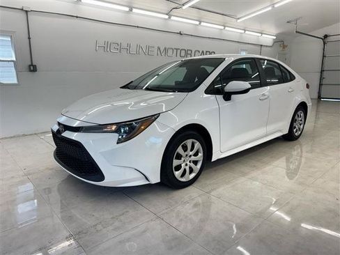 Used 2022 Toyota Corolla LE FWD image 1