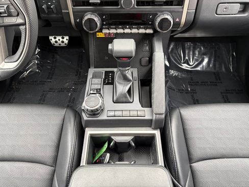 Certified 2025 Toyota Tacoma TRD Sport w/ TRD Sport Premium Package AWD/4WD image 30