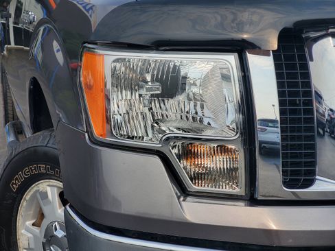 Used 2012 Ford F150 XLT w/ XLT Convenience Pkg AWD/4WD image 6