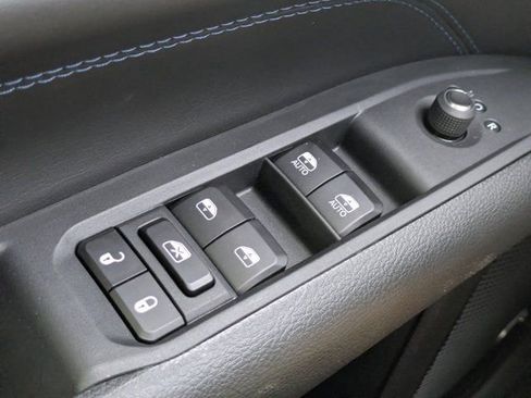New 2026 Jeep Compass Latitude w/ Sun and Sound Group AWD/4WD image 20