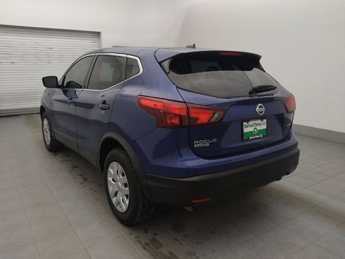 Used 2019 Nissan Rogue Sport S image 5