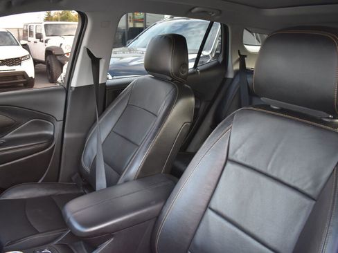 Used 2019 GMC Terrain SLT w/ Preferred Package image 16